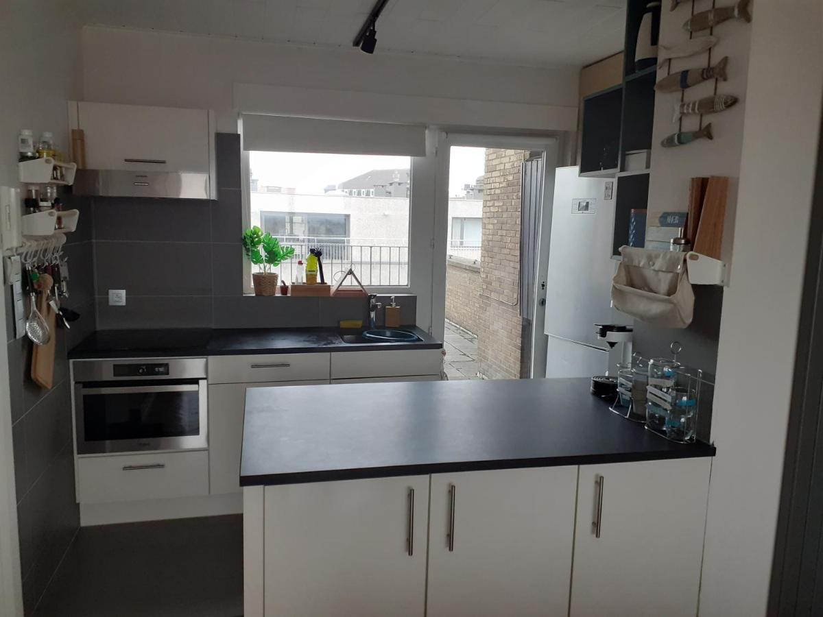 Апартаменты Gezellig Centraal Gelegen Penthouse Oostende Экстерьер фото